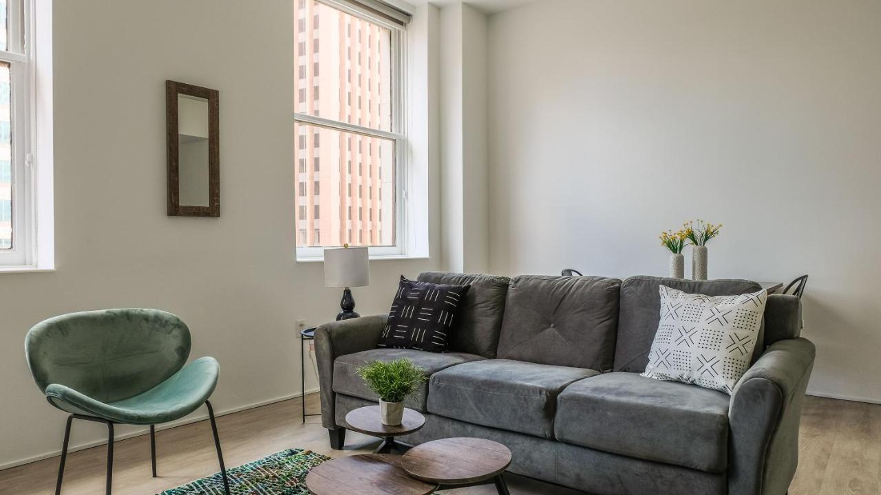 דירות Frontdesk Lofts At 629 Euclid Downtown קליבלנד חדר תמונה